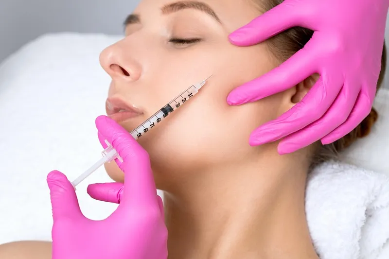 چگونه PRP می‌تواند خطوط ریز و چین‌وچور پوست را کاهش دهد؟